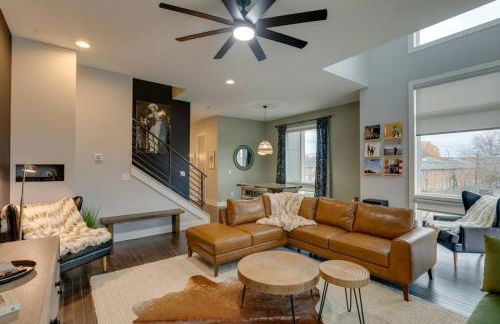 Luxury Townhome! Rooftop-Game Room! Near Broadway! - Foto 12