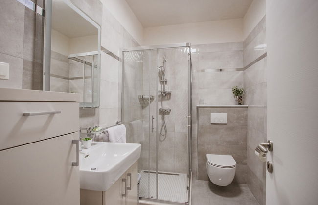 A2 - Luxury apt w Terrace, Gym, Jacuzzi & Sauna - Foto 9