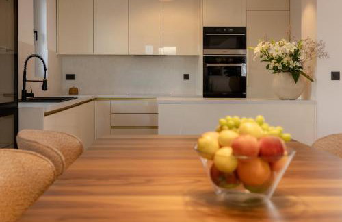 Villa Isabel - Luxury Apartments with Heated Pool & Sea View - Foto 4