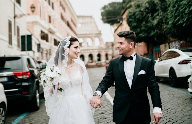 Wedding Honeymoon Photoshoot in Rome - Photo 10