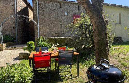La Clé des Champs gîte de charme proche du Puy duFou - Foto 36