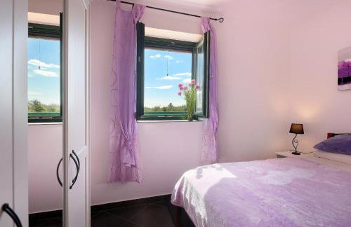 Villa Niko PET FRIENDLY 200 M FROM HIDDEN SANDY BEACH pets stays for free - Photo 35