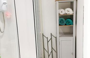 Beautiful 2 Bedroom Dunbar Serviced Apartment - Foto 12