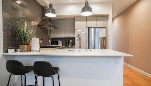 Modern Home, Rooftop view, 3 block Beacon station - Foto 3