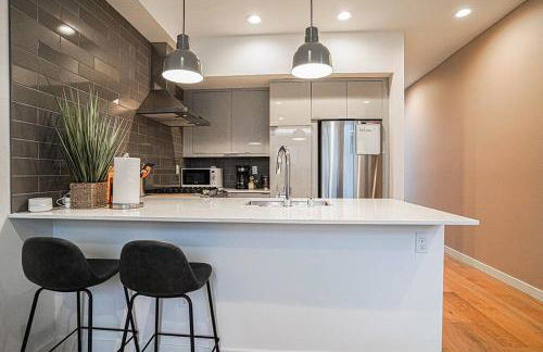 Modern Home, Rooftop view, 3 block Beacon station - Foto 3