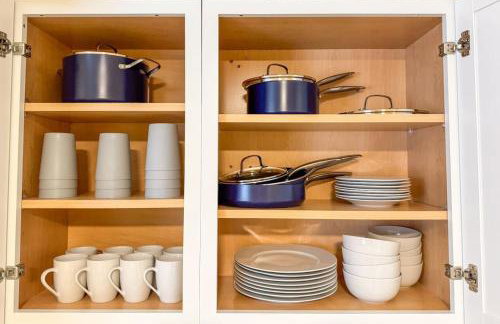 8 Large Apartments with 12 Bedrooms and Parking and WIFI - Foto 54