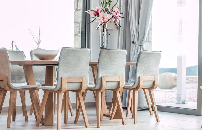 Francis & Gregorys Luxury Villas - Photo 10