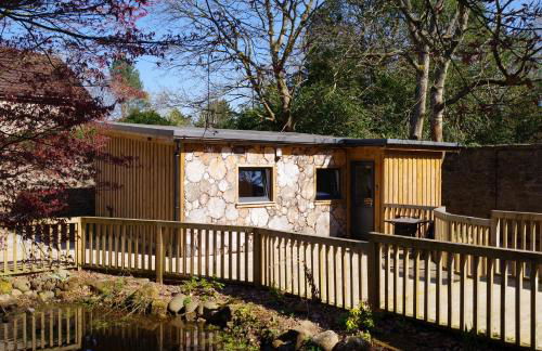 Fun holiday lodges in historic walled garden near Falkirk, Heart of Scotland Holidays - Foto 10
