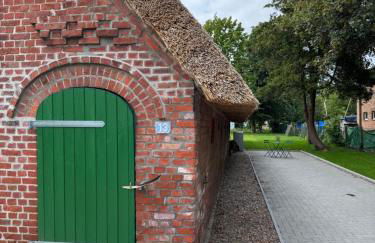 Oolt Huus No 1 I exklusives Wohnen im denkmalgeschützten Reetdachhaus - Foto 3