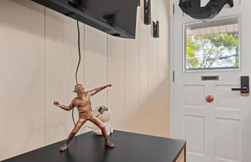 Comfort, Fun, and Retro Retreat - Foto 19