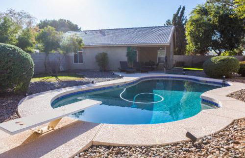 Cozy House w pool Near State Farm Stadium - Foto 1