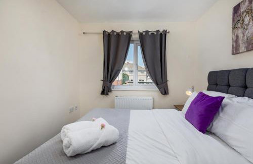 Spacious Luxurious Serviced Accommodation 6 - Photo 12
