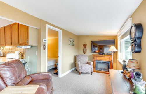 Private Boat Dock Lakefront Cabin in Camdenton - Photo 6