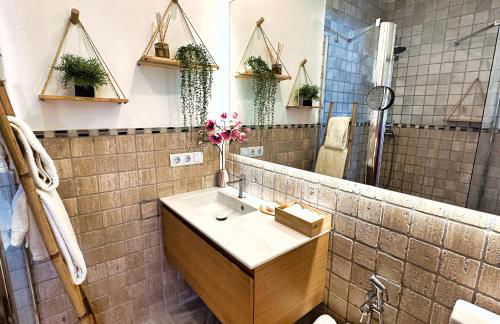 Skol 438 Super One-bedroom Apartment with Sea Views - Photo 31