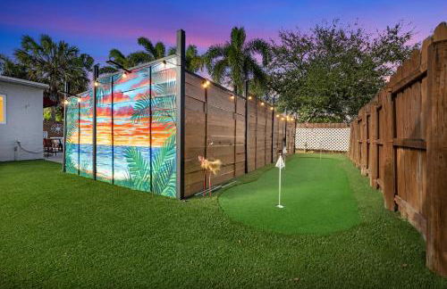 Palms Retreat! Giant Heated Pool-HotTub-FirePit-5Min2Beach-Pets-EV Chgr - Foto 4