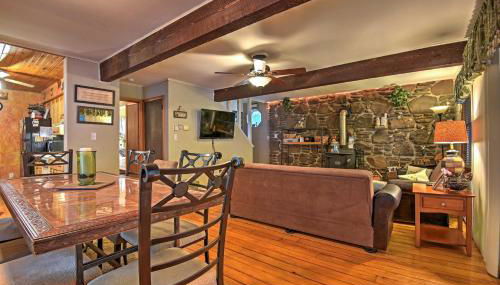 1 Mi to Lake Wallenpaupack Pocono Mountain Home! - Foto 5