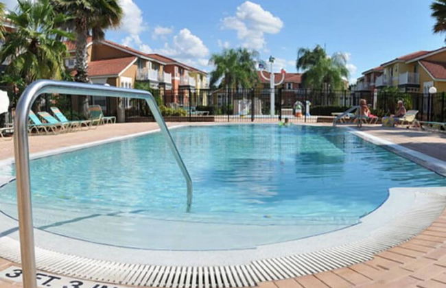 Lake Berkley - 7 Bed 5 Baths Villa - Foto 12