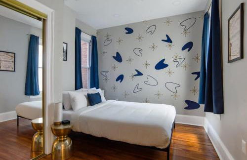 Massive 6BR & 4BA Private Duplex Townhouse Central - Foto 15