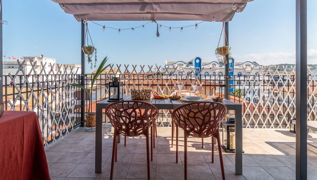 Gioiello Marino Holiday Apt -1 min from the sea- Free parking- Bike- Wi-Fi - Foto 2, Imagen principal