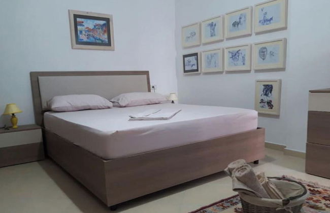 2 Bed Apt Sleeps 6 -balcony - 5-mins From Seaside - Foto 5