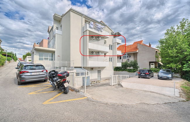 A2- Luxury apt w big Balcony, 4 min Walk to Beach - Photo 38