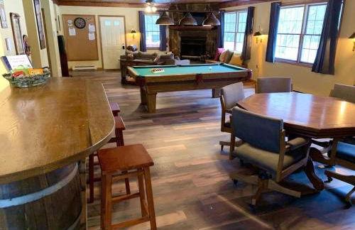 The Game Cabin at Rustic River - Foto 12