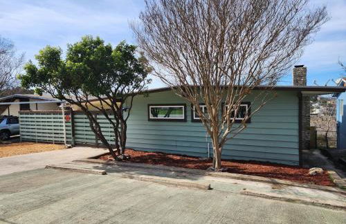 Hilltop Lakeview Hideaway- 2BR 2BATH with romantic sunsets - Foto 21