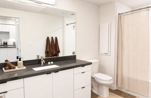 Modern Retreat 10 Min from Disneyland With Pool & Gym - Foto 35