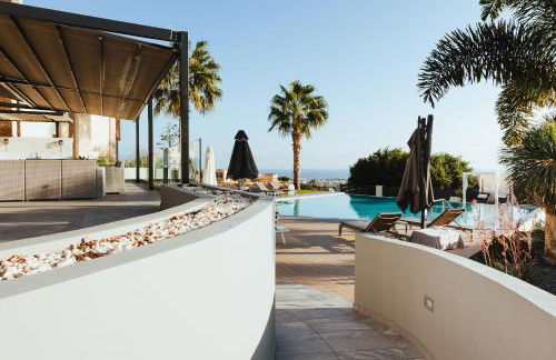 Orama Luxury Villa 4 Bedrooms with Private Pool - Foto 16