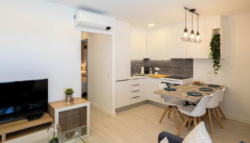 Preciosos Apartamentos Reformados en Son Bou - Photo 3