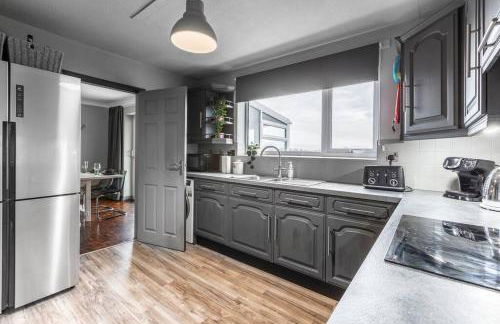 City home with parking and garden- pet friendly - Photo 30