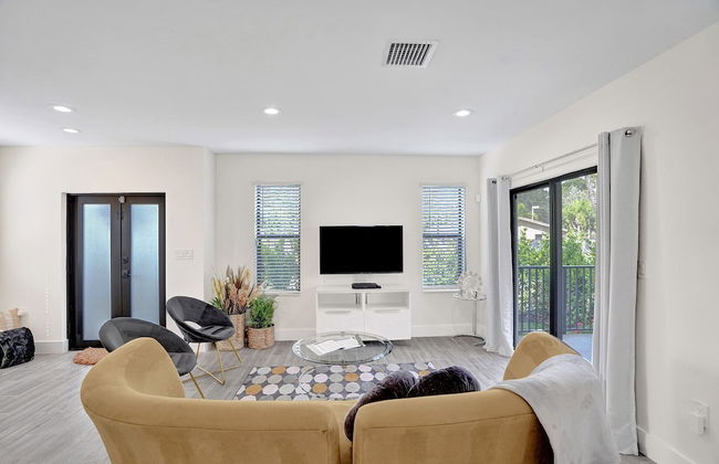 The Zen Suites - Photo 1