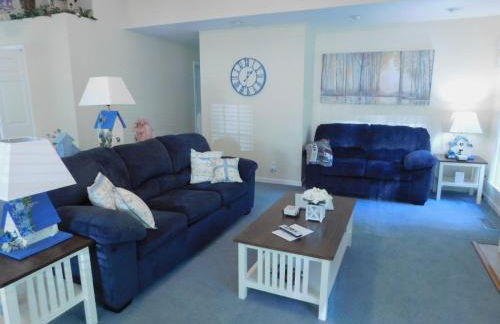 Secluded Home with Mini Waterfall and a Creek in Hot Springs - Foto 13