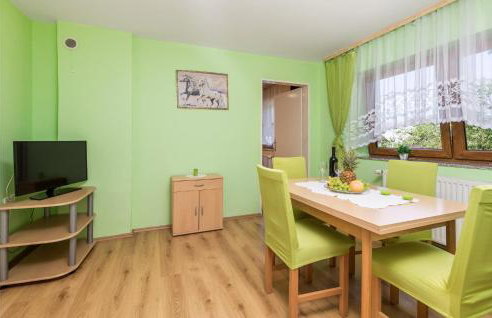 Stunning Apartment In Otocac With Wifi - Foto 6