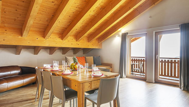 Kitchen / Dining Room