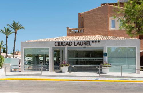 Aparthotel Ciudad Laurel - Photo 15