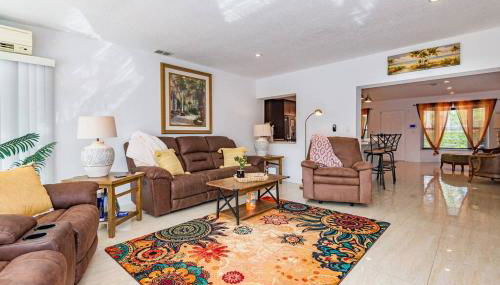 Juanita's Waterfront Villa - Foto 2