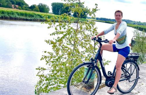 Ferienwohnung Hotel Appartement 2 Schlafzimmer Altes Landhaus Oste mit Terrasse, Grill, Küche, Bad, WLAN, nah am Nordsee Strand - Foto 3