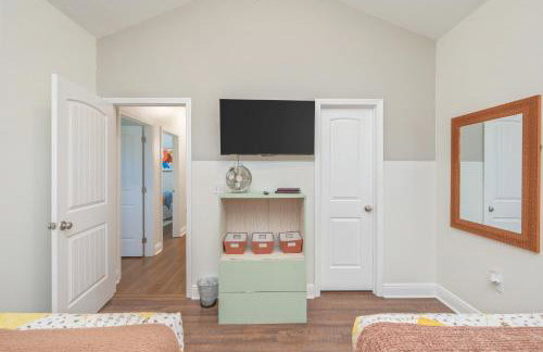 Cozy Retreat with Patio, Big Kitchen and Fishing Nearby - Foto 29