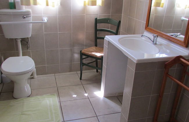 Absolute Leisure Cottages - Photo 37