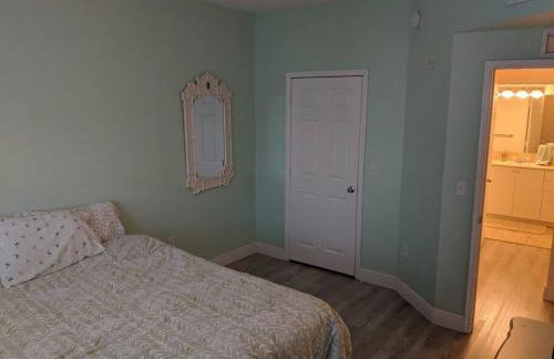 Luxurious, family-friendly 3BR condo on the water - Foto 6