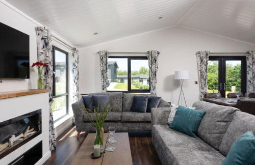 Juniper Lodge, 28 Roadford Lake Lodges - Foto 8