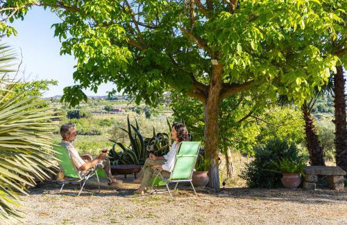Sicily Authentic Cottage, Outdoor Hot Tub & Century-Old Olive Park, Donna Caterina House - Foto 35