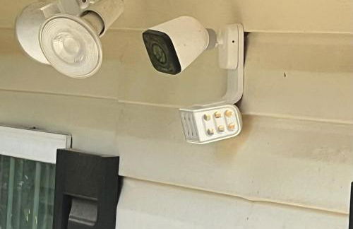 Charming Renovated Home Near Fayetteville, Rustic Retreat for Families - Foto 12