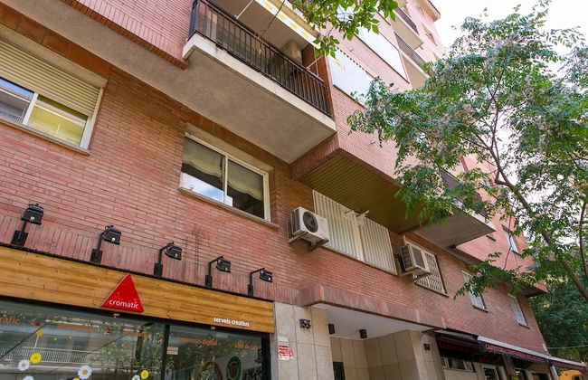 Awesome Apartment With Amazing Terrace - Photo 40