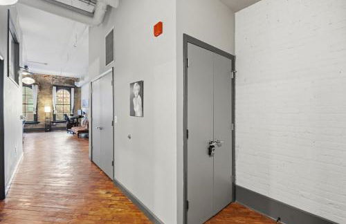 Speakeasy Attached, Walkable to Cavs, Flats, Casino - Foto 14