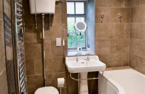 Whatley Lodge - Photo 11