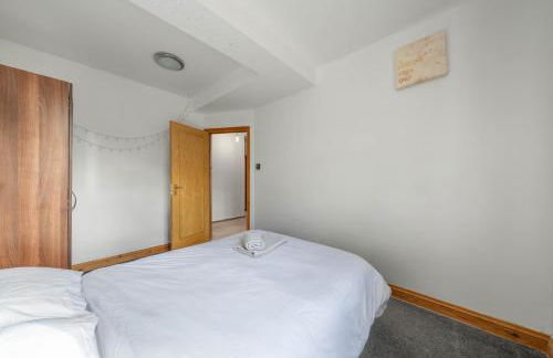 Lovely 5 Bed House in Barnet , home away from home - Foto 21