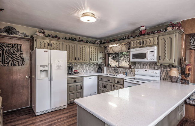 Tis Holiday Haus by Ruidoso Vacation Rentals - Foto 16