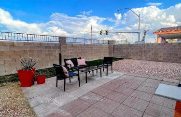 VEGAS GEM 4BDR KING BED Wifi GARAGE PRKNG - Foto 55